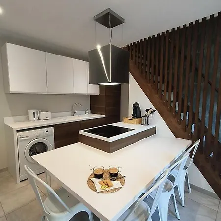 Chez Emma Et Louise - Maison Individuelle Avec Stationnement Gratuit Mâcon Buitenkant foto