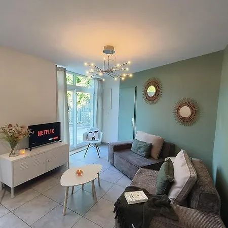Chez Emma Et Louise - Maison Individuelle Avec Stationnement Gratuit Mâcon Buitenkant foto